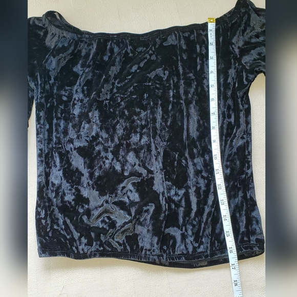 Velvet blouse - Picture 4 of 8